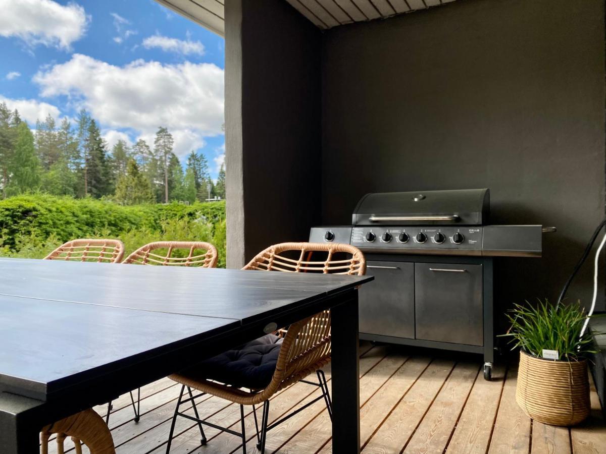 Idyllic Villa Unikko With Jacuzzi And Sauna Björneborg Exteriör bild